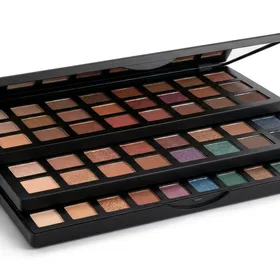 60 Colors Eyeshadow Palette, 4-in-1 Color Board Makeup Palette Set Highly Pigmented